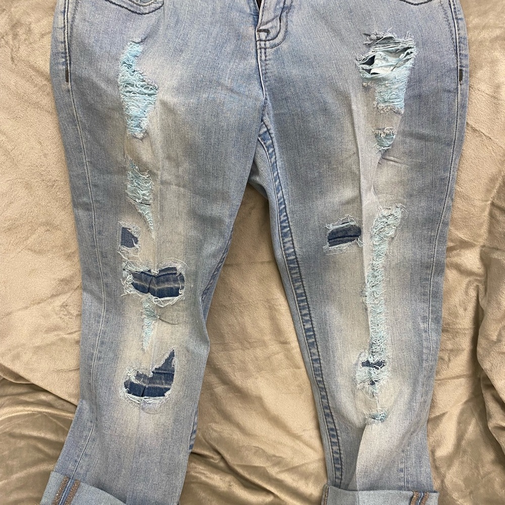 Miss Me Boyfriend Capris
